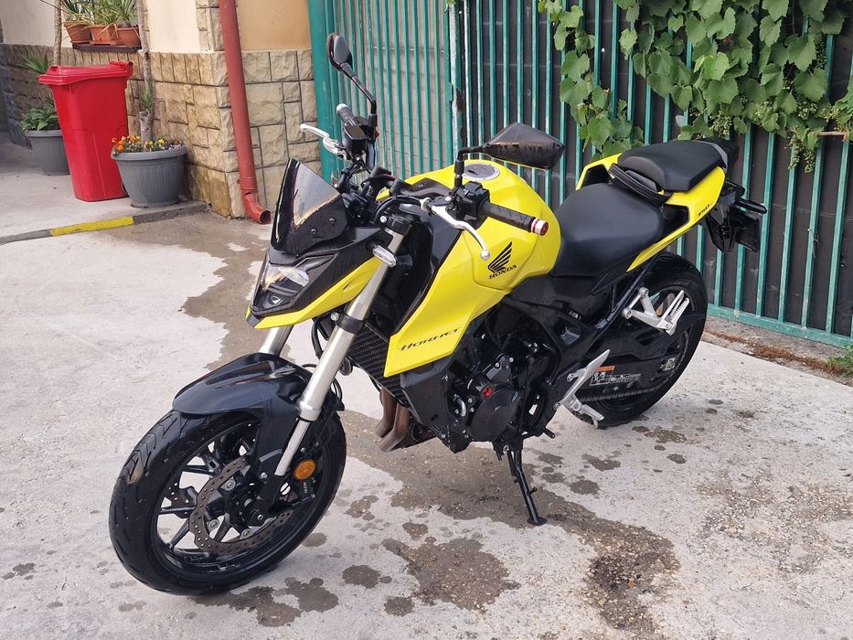 Honda Hornet 750 – stare impecabilă, 5400 km