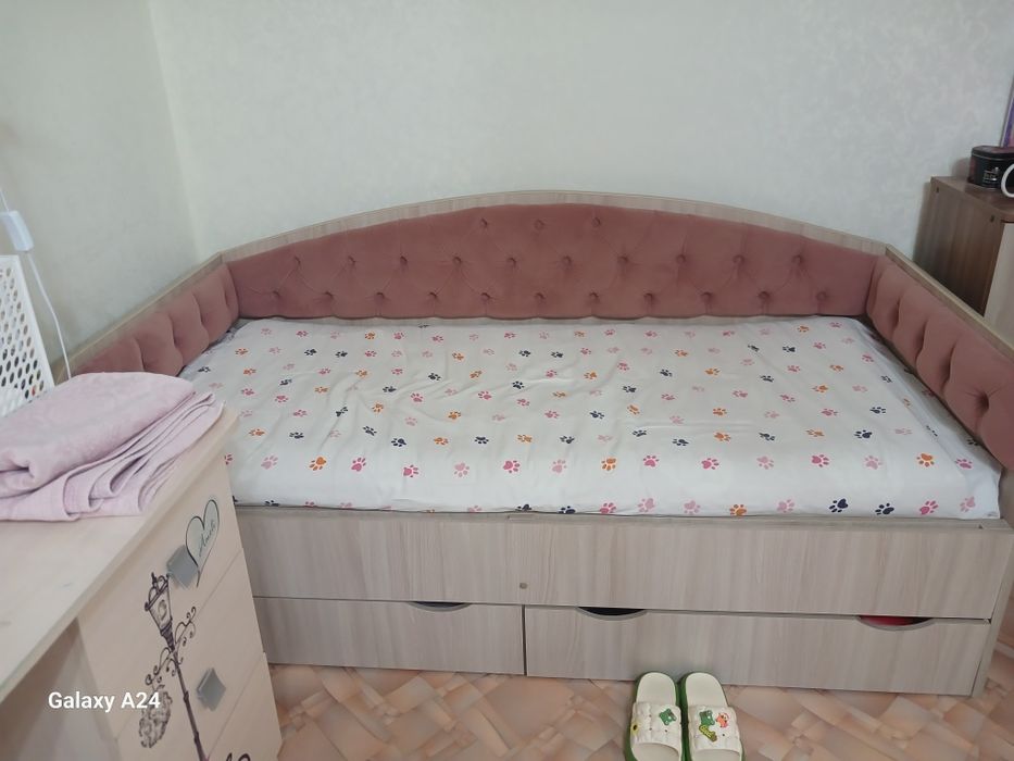 Продам кровать детскую. Б/У.