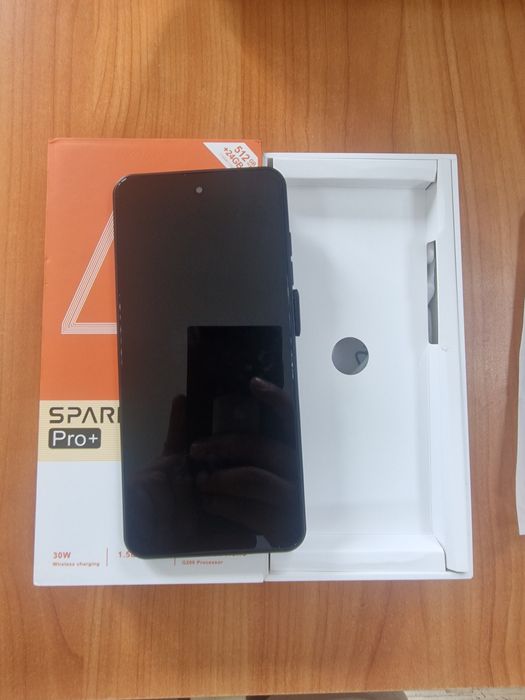 Продам смартфон Spark 40 Pro+
