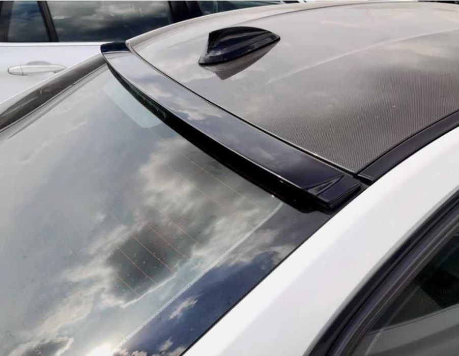 Eleron Lunetă BMW Seria 3 E90 - Negru Lucios