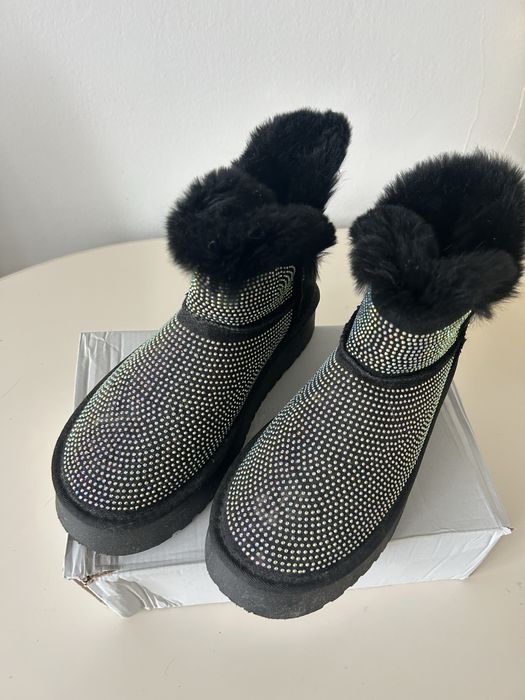 Угги почти новые