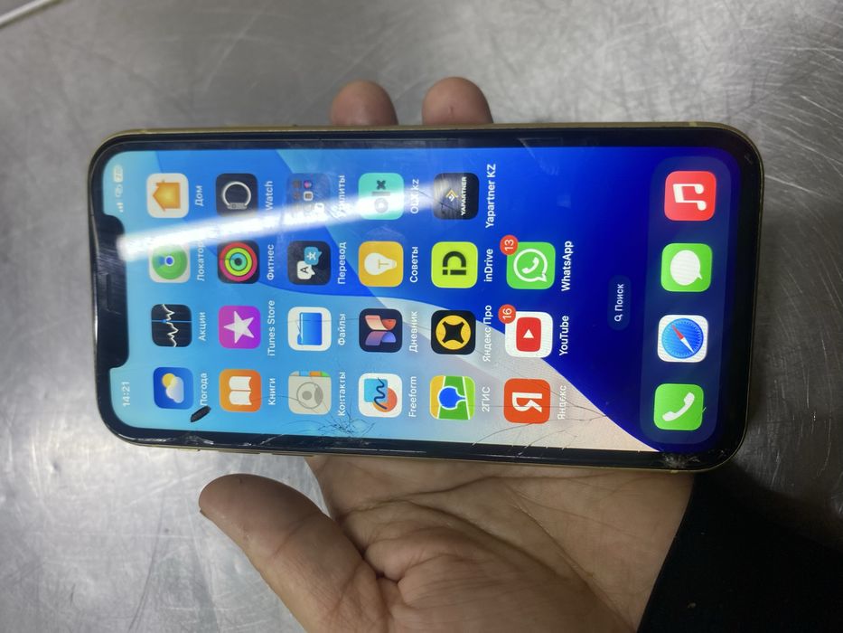 Айфон XR продам срочно