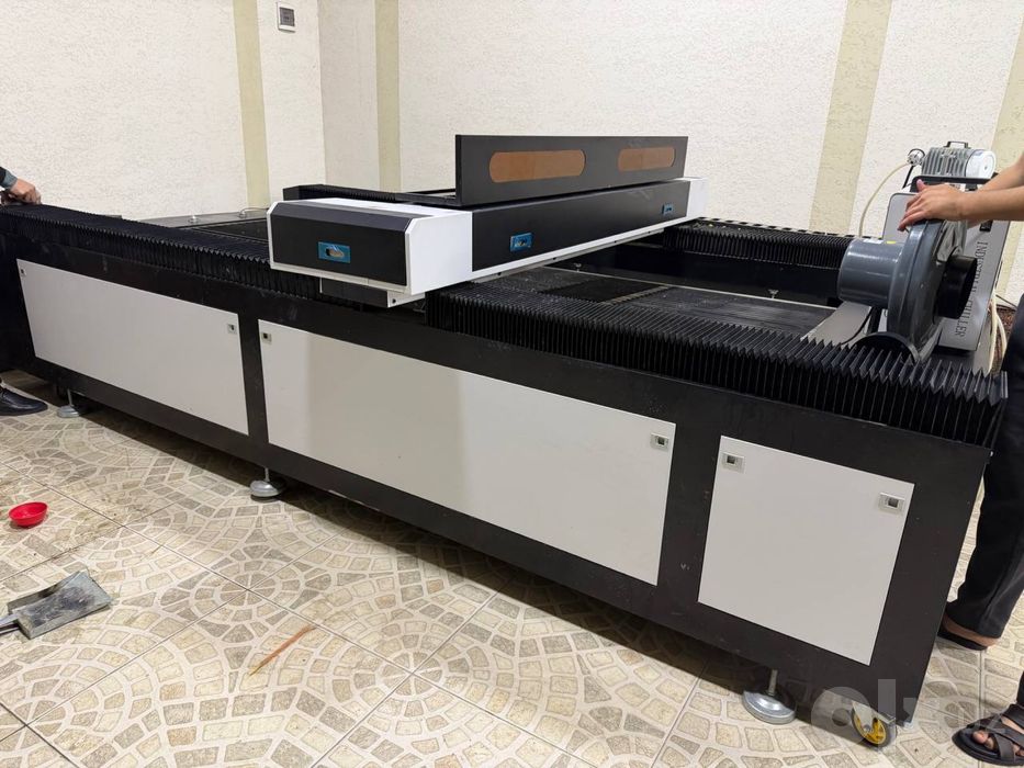 Lazer co2 180 watt deyarli ishlamagan ideal yangi