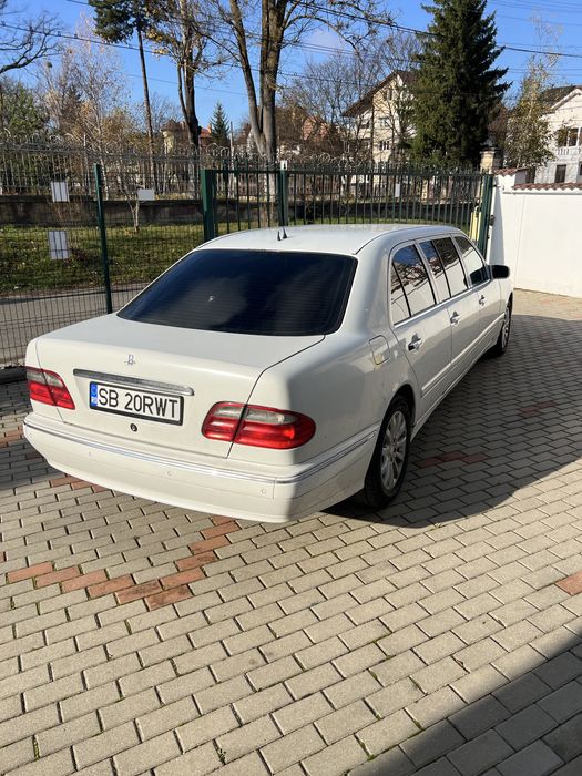 MERCEDES-BENZ E-Class 2001 — imagine 3