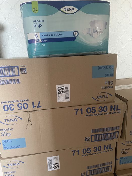 Подгузники Tena Slip S