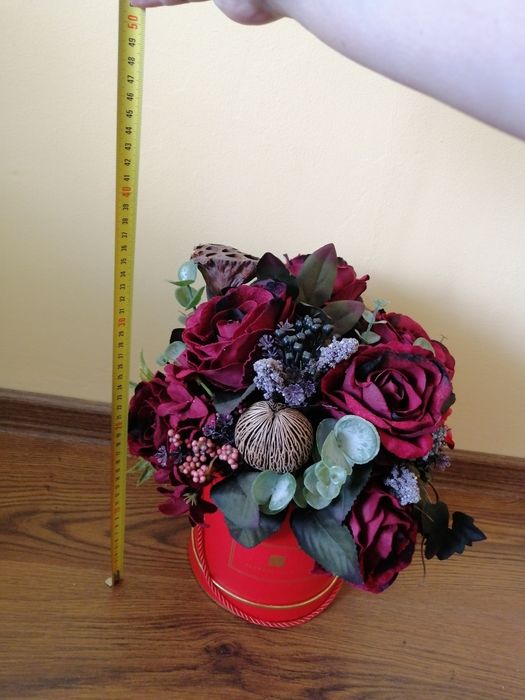 Декорации две обемни