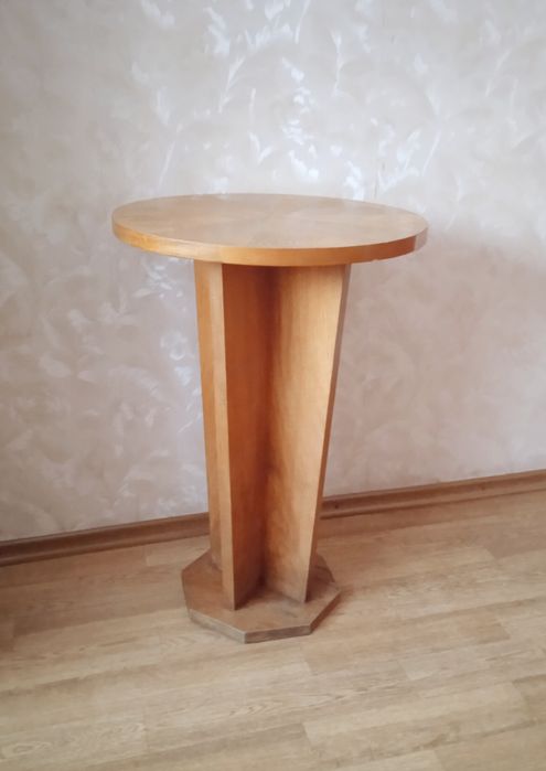 Столик 50-х годов