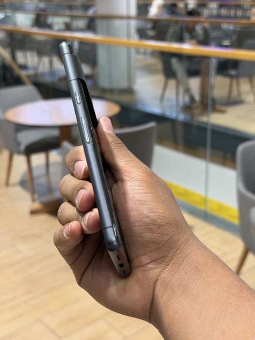 Pixel 7 в отличном состяонии без ремонта