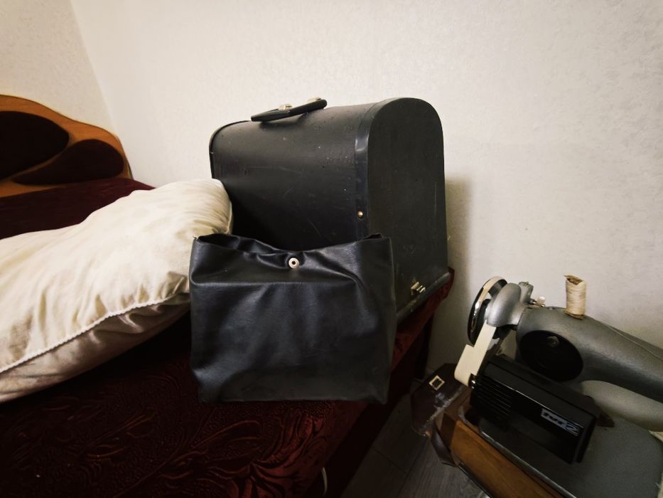 Швейная машинка Tur2