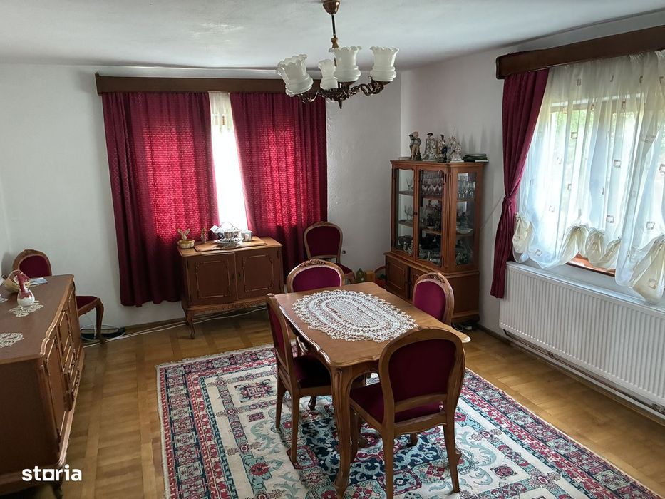 Casă D+P+1 deosebită, 244 mp, teren 1300 mp | Baia de Arieș – Apuseni