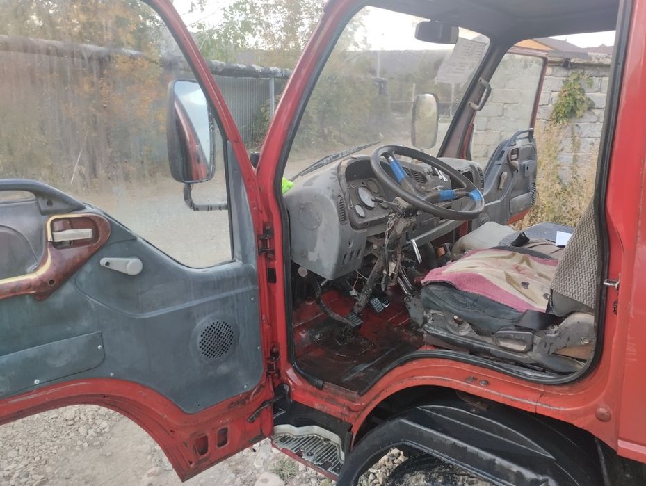 Продам отличный самосвал