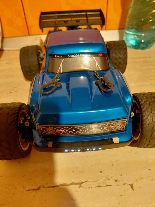 Automodel RC Wltoys 144001 motor fără perii (brushless)