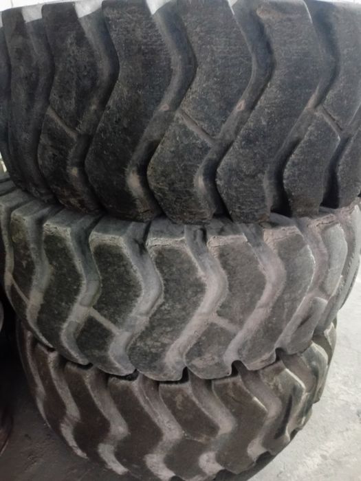 Шина 23,5-25 китай