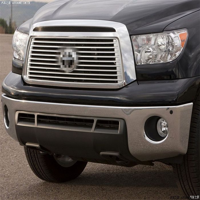 Стекла фар  Tayota sequoia,  tundra  07-13г.