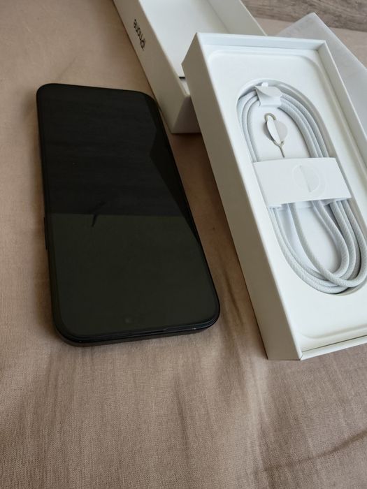 iPhone 16 Pro Max 512GB Black Черен 100% Battery