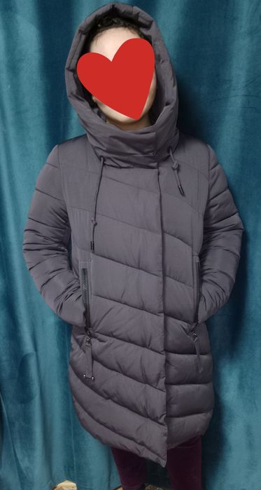 Продам зимние куртки