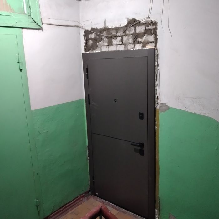 Установка входных дверей выезд в пригород