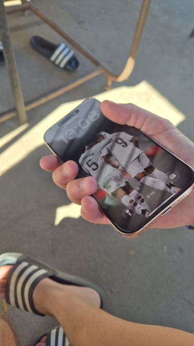 Vand IPhone 16 pro