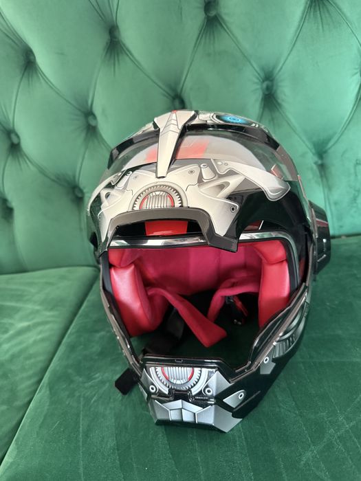 Casca air man purtata doar de 3 ori!