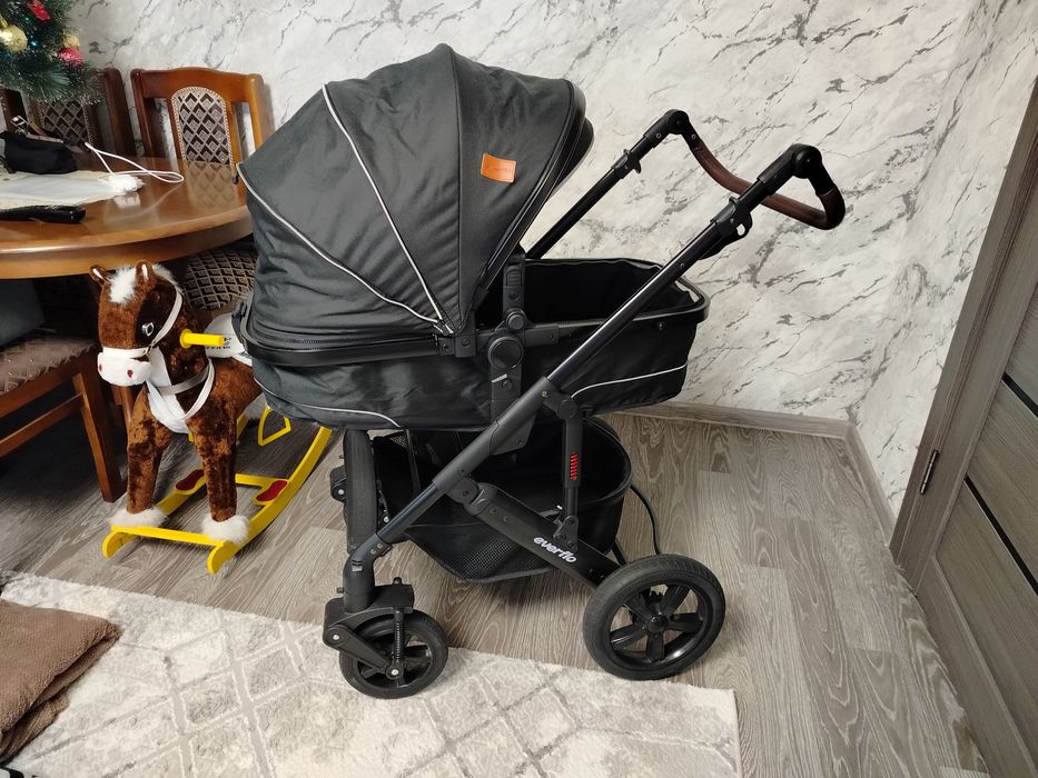 Коляска с автокреслом