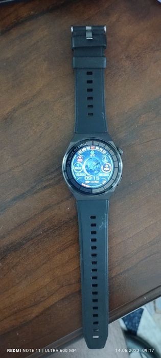 Smart watch sotiladi
