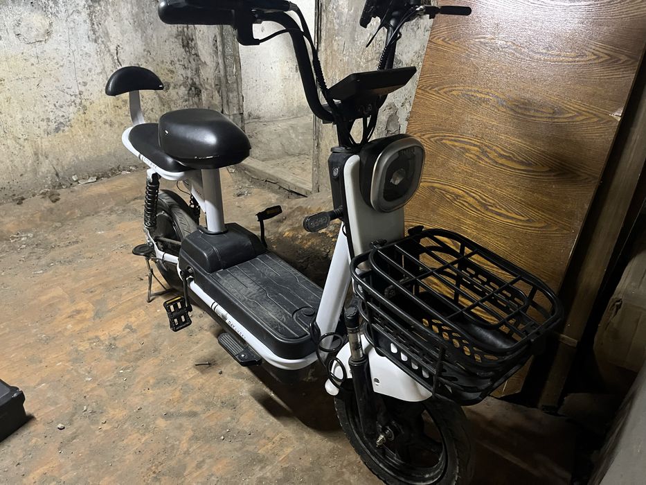 Электроскутер happy