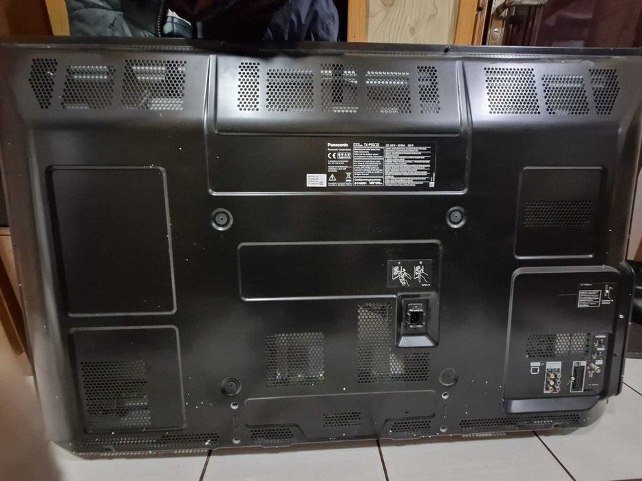 vand televizor Panasonic in stare foarte buna de functionare
