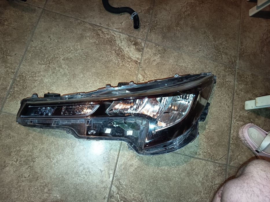Far stânga Toyota corolla break hatchback original