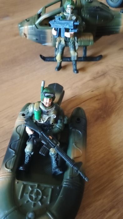 Lot  pentru băieţi.