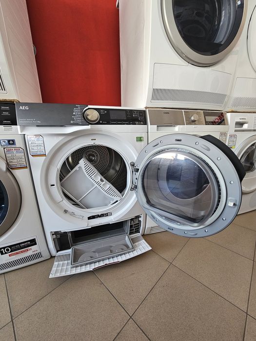 Сушилня с термопомпа AEG 9000X Series
