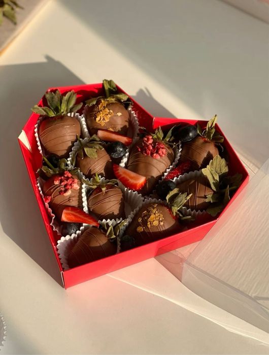 Продается клубника в шоколаде