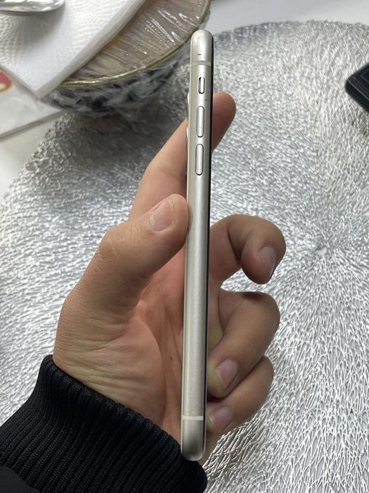 Iphone 11 64/72 beli