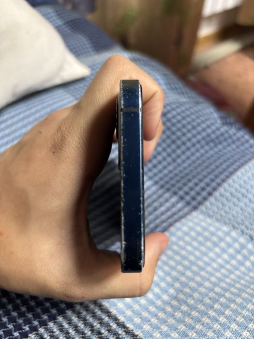 Iphone 12 сатылады