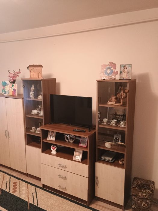 Vand apartament cu 2 camere