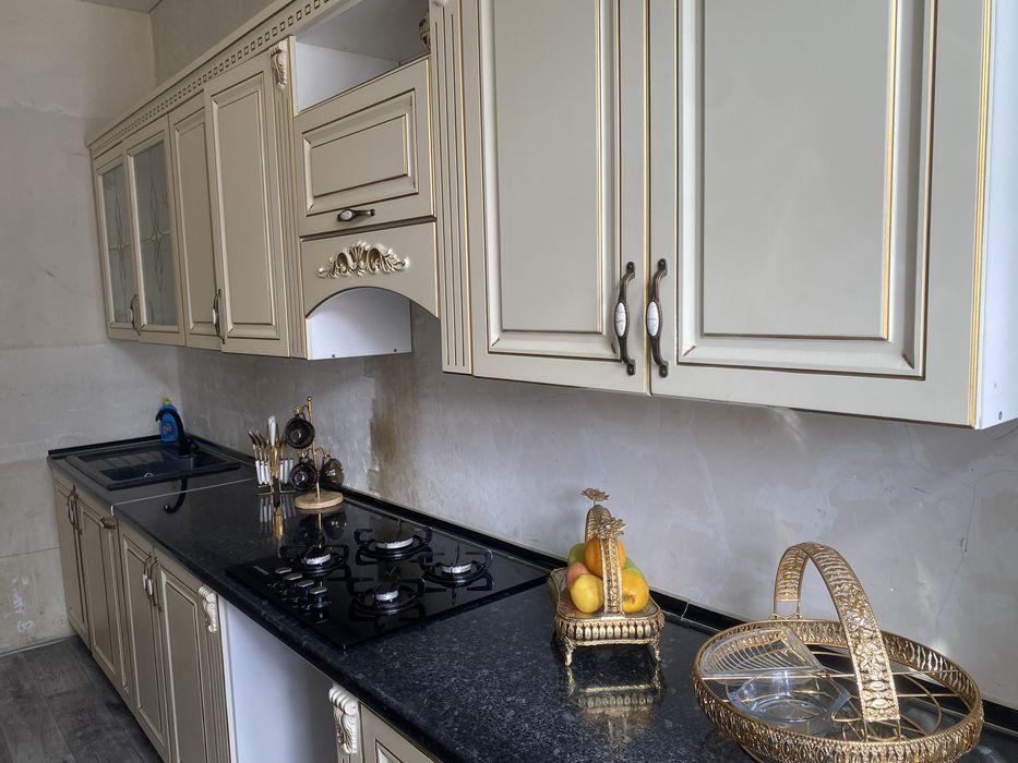 Продам кухонныы гарнитур