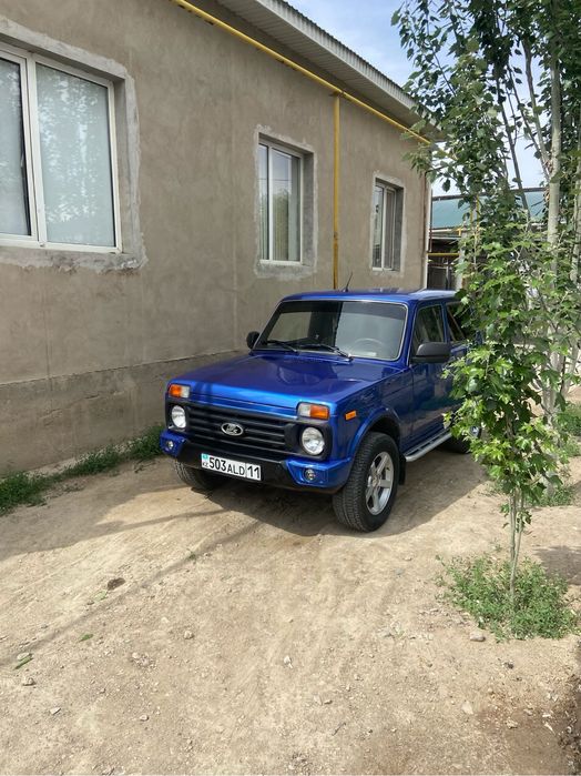 Нива 21214 продам