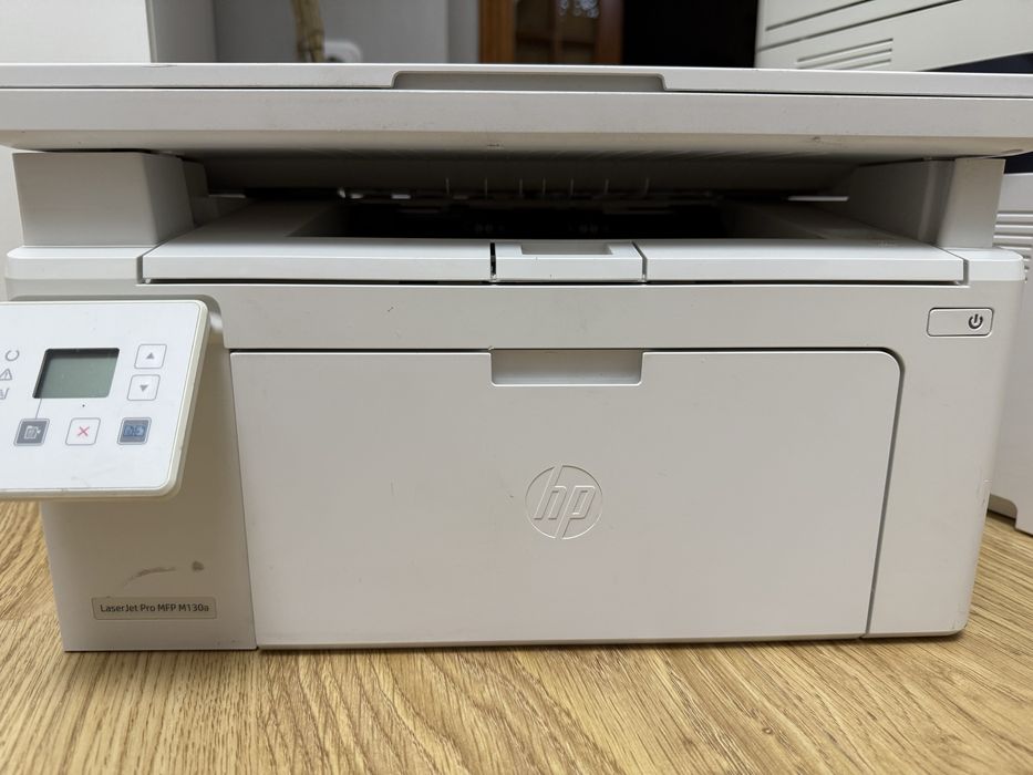 Принтер HP LaserJet Pro M130a белый