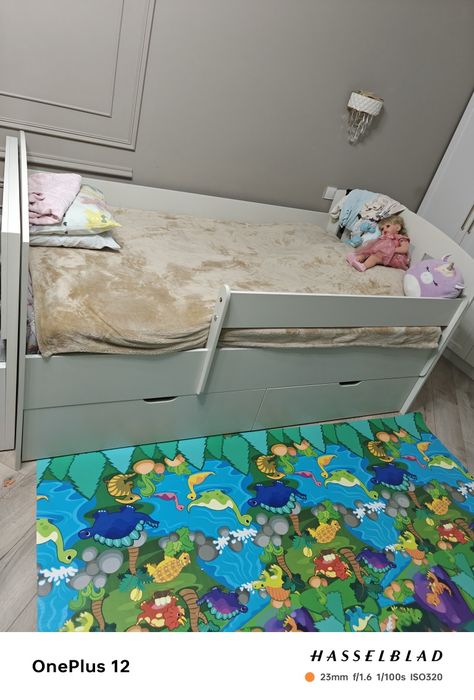 Детская кровать б/у