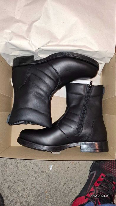 Мъжки боти,,естествена кожа