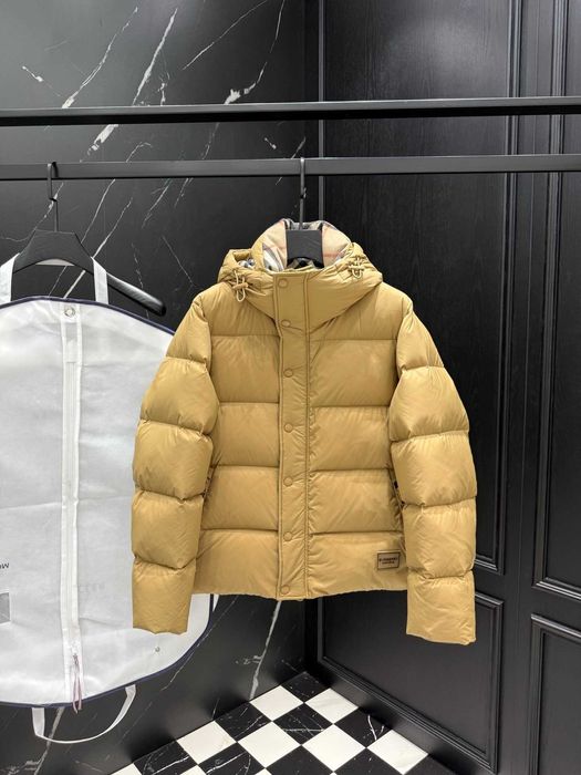 Geaca cu puf Burberry Premium