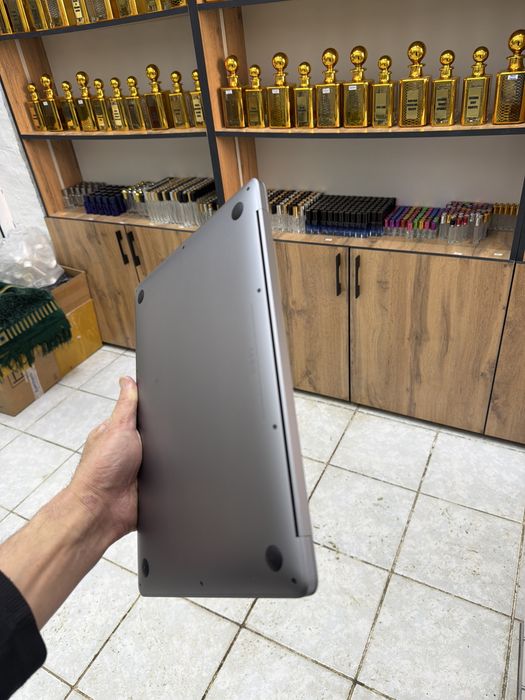 MacBook Air 2020 год