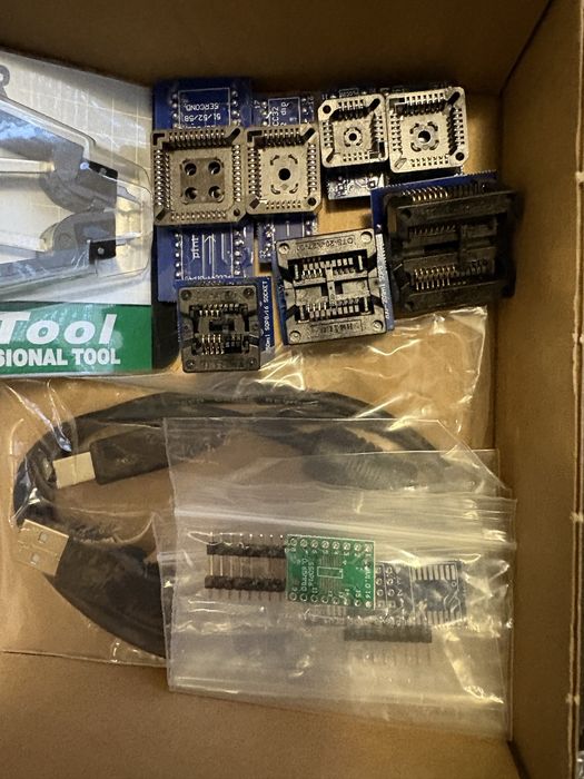 XGECU T48 програматор с 7 адаптера