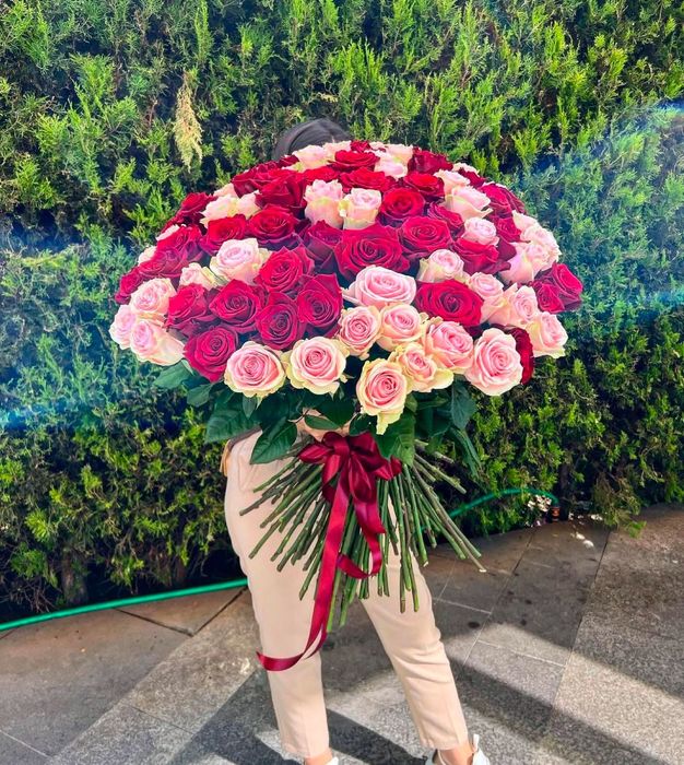 Букет от рози, Букет от лалета, Доставка на ЖИВИ цветя в цялата страна