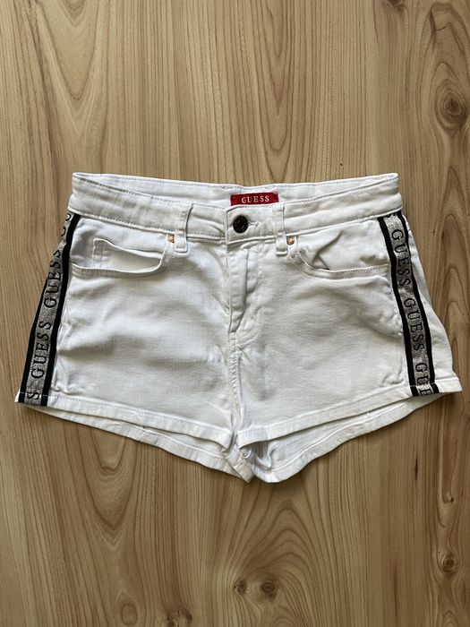 GUESS / дамски къси дънки W28