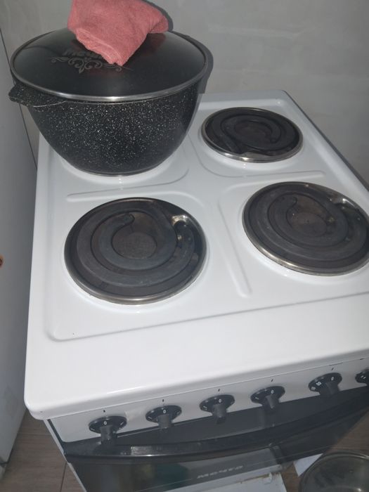 Срочно продам плиту