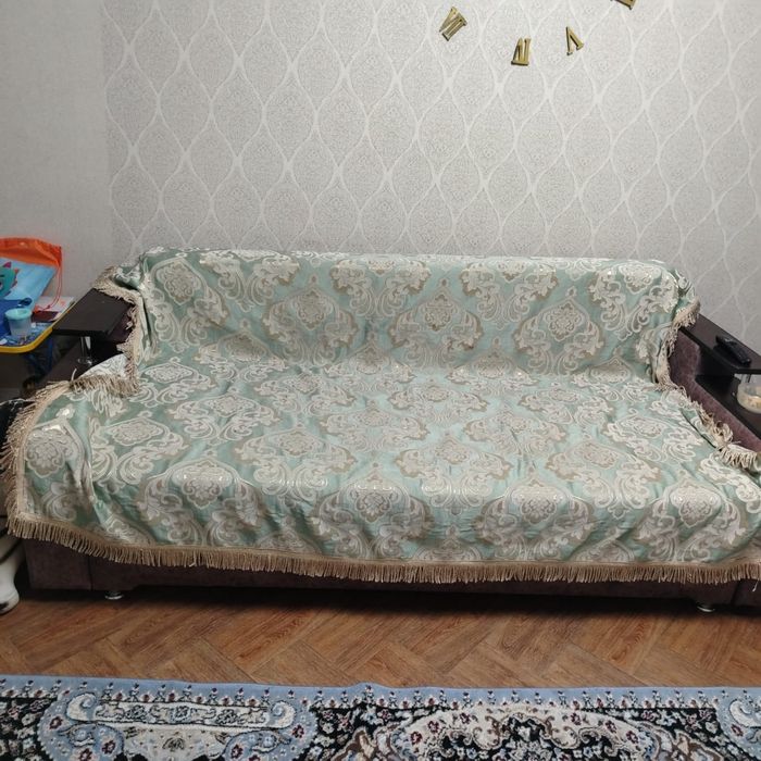 Продам диван.