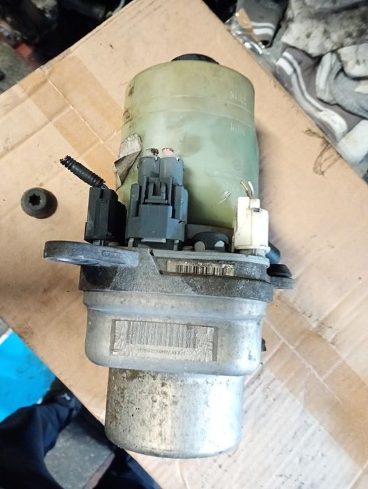 Pompa servo servodirectie electrica ford focus 2 c max 8m513k514ab