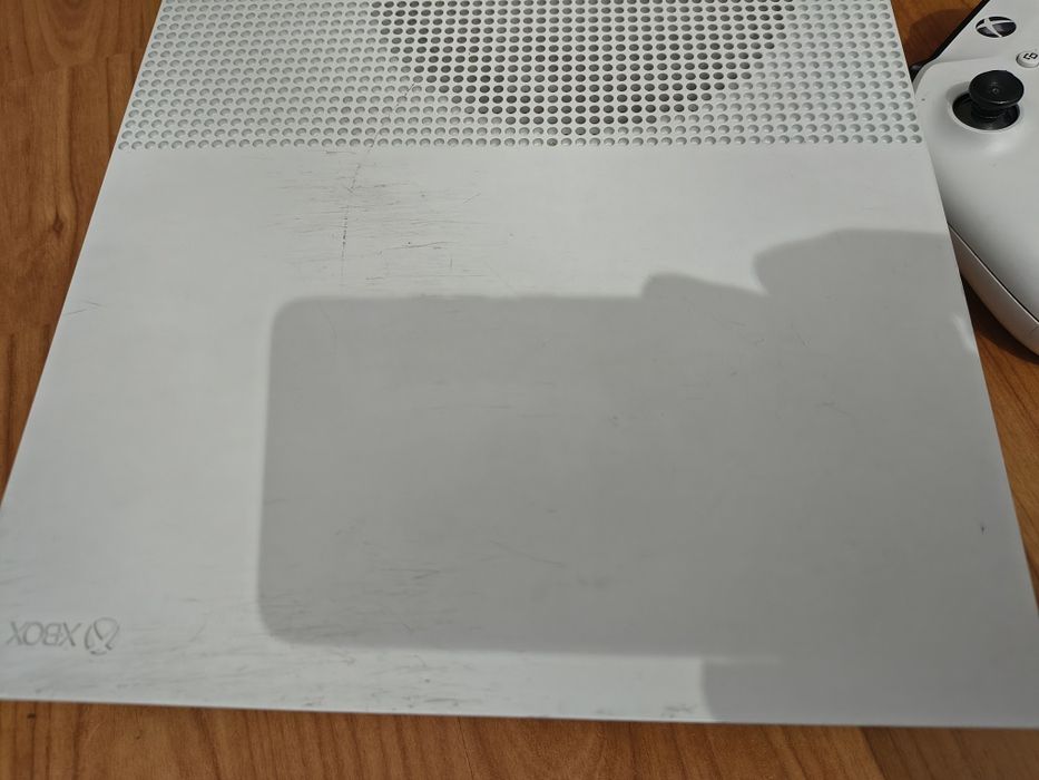 Xbox One S versiunea cu DVD , 500gb