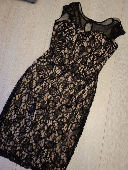 Елегантна рокля за повод