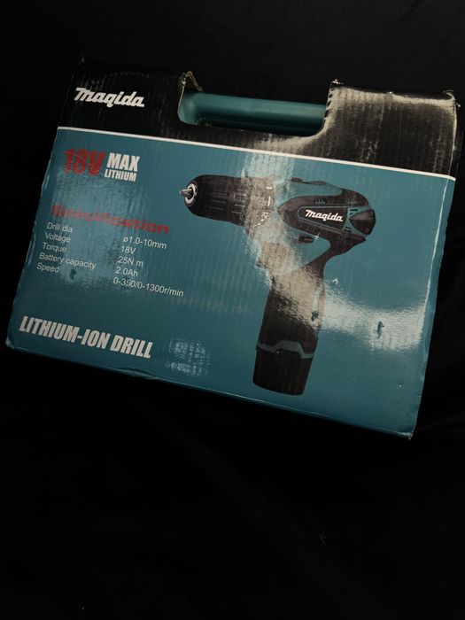 Шуруповерт Makita Aktiv Lombard